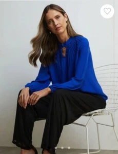 💙 NEW - Liz Jordan Size 18 Elec. Blue Sequin Keyhole Neck Blouse RRP $169.99 💙 - Picture 1 of 7
