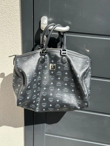 MCM Tasche Handtasche Bowling Bag, schwarz - silber Logoprint - Unisex - Bild 1 von 6