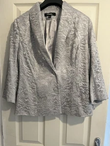 Woman’s Silver Grey Occasions Jacket Size 12 New Without Tags - Picture 1 of 5