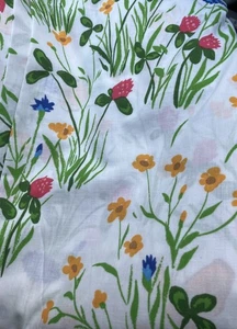 Vintage Flat Sheet wildflower clover buttercups Butterflies Single Fabric 1970s - Picture 1 of 6