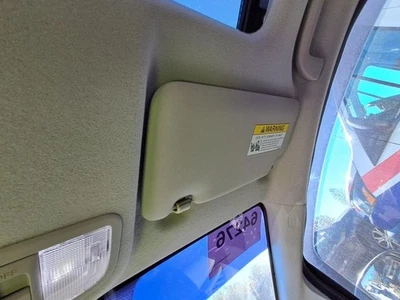 Parasol derecho pasajero se adapta a 15-20 FIT 2735227 Foto 1 de 4