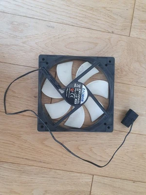 2 x Zalman Brushless Fan. 120mm quiet case fans. 3 pin. ZA1225ASL - Image 1 of 3
