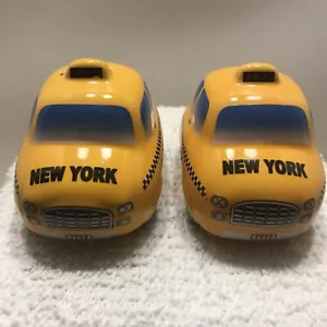 New York Taxi: Salt and Pepper Shakers - Picture 1 of 12