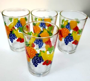 Juego de cuatro vasos de jugo vintage Firna Indonesia de 6 onzas con patrón de fruta - Imagen 1 de 12
