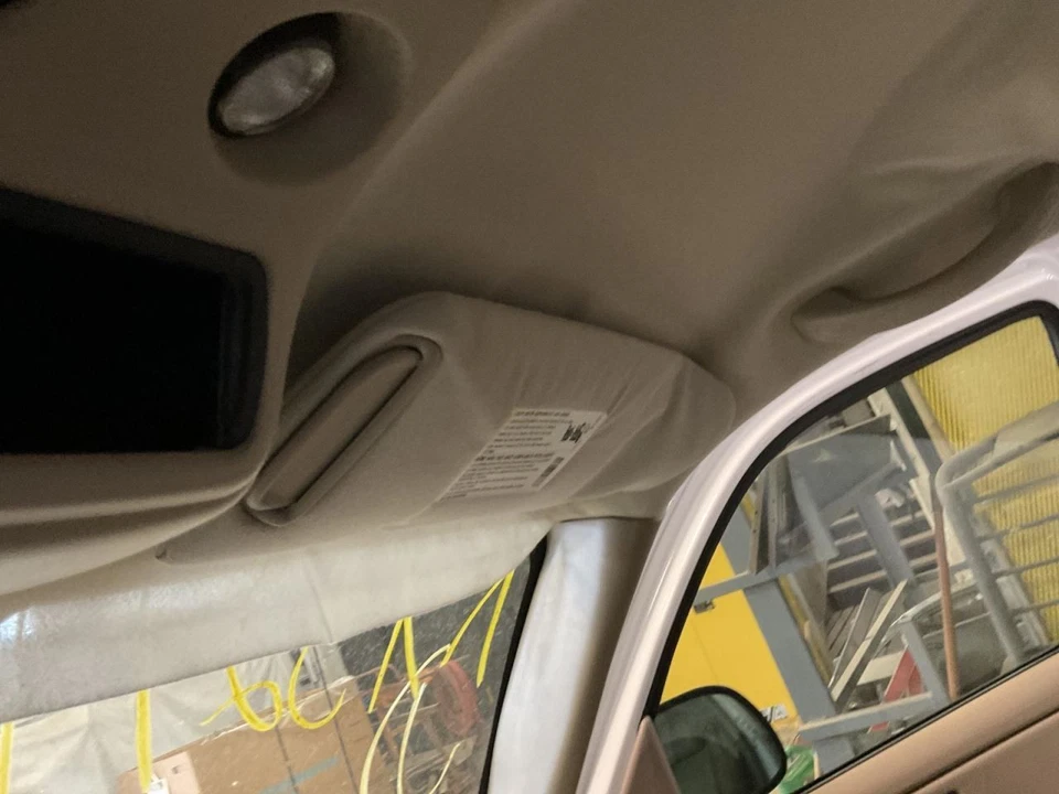 Viseira solar para passageiros estilo clássico Opt AL0 compatível com 03-07 Sierra 1500 pickup 4932543 - Imagem 1 de 1