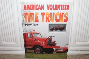 American Volunteer Fire Trucks - Bild 1 von 3