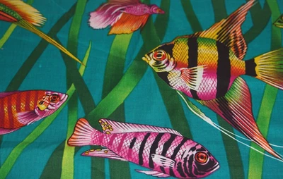 ALEXANDER HENRY * Premium Cotton Fabric * Vibrant Colorful Fish  *  16" x 44" Foto 1 de 3