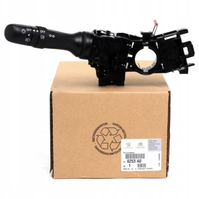 Interruptor de luz indicadora original PSA Citroen C1 Peugeot 107 tallo se adapta a Toyota Aygo Foto 1 de 4