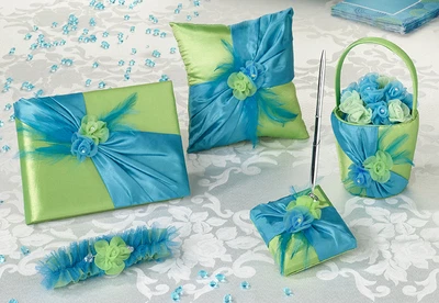 Lillian 玫瑰蓝色和绿色戒指枕头、来宾簿、花篮、钢笔套装 820 — 第 1/4 张图片
