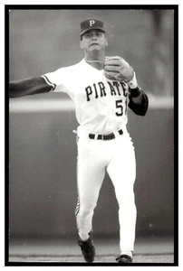 Carlos Garcia (1993) Pittsburgh Pirates Vintage Baseball Postcard Rd1 - Picture 1 of 2
