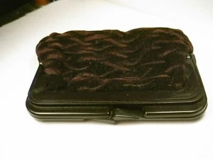 Vintage dunkelbraun/aubergine strukturierte Samt Clutch Handtasche, braun Kunststoff aufklappbar, - Bild 1 von 8
