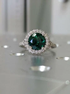 3Ct Round Cut Simulated Green Emerald Women's Wedding Ring 14k White Gold Finish - Picture 1 of 8