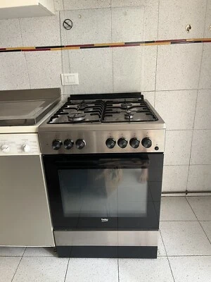 Beko FSE62110DX Piano cottura a gas + Forno Acciaio inossidabile - Immagine 1 di 4