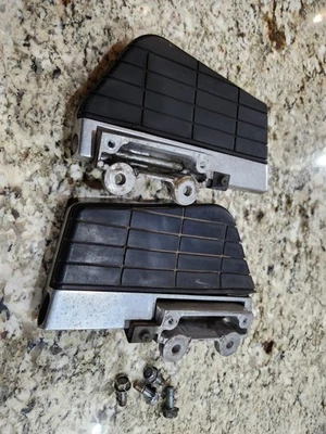 88-2000 HONDA GOLDWING 1500 GL1500 ESTRIBOS TRASERO PASAJERO JUEGO PAR 1995 Foto 1 de 4