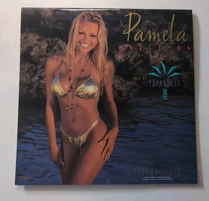 Pamela Anderson - Kalender 1996 - Landmark  Bilder - Bild 1 von 3
