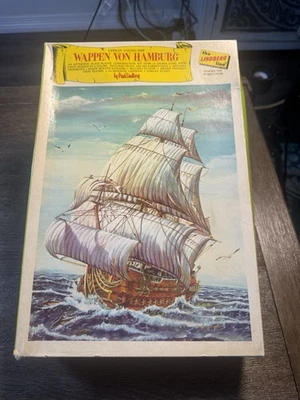 Wappen Von Hamburg Model Ship Vintage 1965 Lindberg - Image 1 of 4