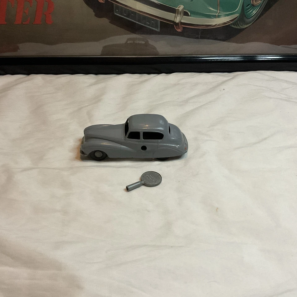 Chad Valley Wee-Kin-Toy 1: 43 Scale Windup Sunbeam Talbot Diecast - Image 1 of 4