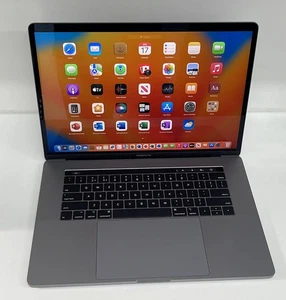 Apple MacBook Pro A1707 2017 15" Core i7-7700HQ 2.8GHz 256GB / 16GB - Afbeelding 1 van 12