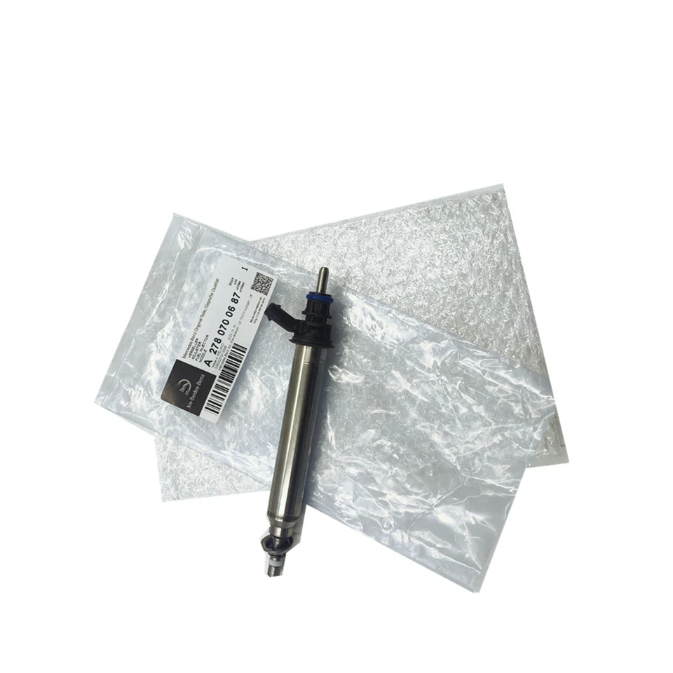 FIT For 12-22  GL450 GLC300 GLS550 E350 SL63 C43 GL63 Fuel Injector 2780700687 - Image 1 of 4
