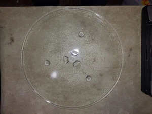 22TT08 GE JVM1540DP1CC PIEZAS DE MICROONDAS: PLATO, "02", 11-1/2" DIÁMETRO, en muy buen estado - Imagen 1 de 4