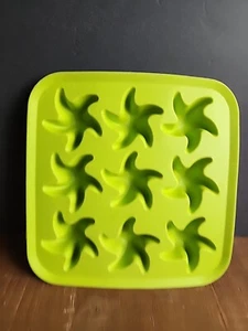 IKEA Starfish Ice Cube Tray Mold Silicone Flexible Rubber 9 Cavity Green Party  - Picture 1 of 7