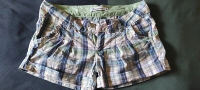 Shorts A Quadri Foto 1 de 4