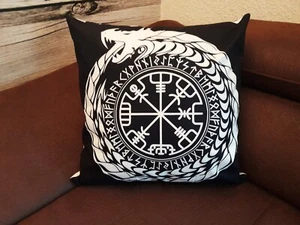 Funda de cojín vikinga 45 x 45 cm Ouroborus Vegvisir runas negro blanco Midgard - Imagen 1 de 3