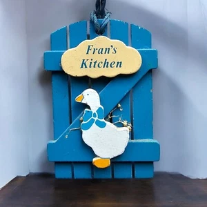 Vintage Russ Berrie Fran’s Kitchen Blau Holz Weiße Gans Kühlschrankmagnet - Bild 1 von 5
