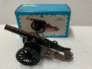 REVOLUTIONARY CANNON BRONZE DIE CAST METAL COLLECTIBLE PENCIL SHARPENER / BOX  - Picture 1 of 1