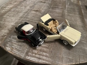 (2) 1957 Chevy Corvette Black/Red Sunnyside Scale 1:32 / 1964 Mustang White 1:24 - Picture 1 of 19