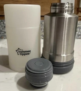 Botella de viaje y calentador de alimentos Tommee Tippee Closer To Nature - Imagen 1 de 3