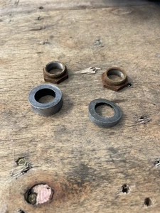Genuine Ford Mk2 Escort Pair Of Wiper Arm Spindle Spacers Washers & Nuts - Picture 1 of 13