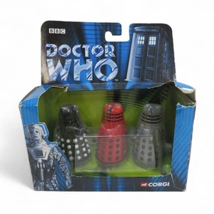 Doctor Who Corgi 3 Stück Dalek Set Schwarz, Rot & Silber Boxed Figuren - Preloved - Bild 1 von 24