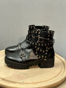 Cape Robbin Studded Faux Leather Ankle Boots Womens Size 8 Black Goth Chunky - Picture 1 of 12