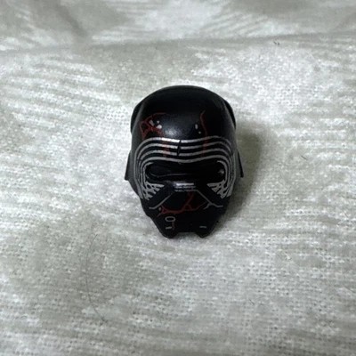 LEGO Kylo Ren Minifigura Casco Sith Forjado Parte x1 Vader Sith 75264 75256 Foto 1 de 4