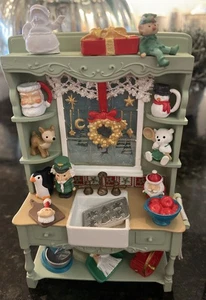 2014 Hallmark Mrs. Claus's Küchenspüle Limited Edition grün *signiert* - Bild 1 von 7