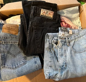 Women’s Jeans Size 7 Lot Of 3, Levi And Express - Picture 1 of 14