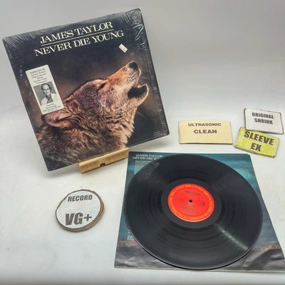James Taylor - Never Die Young  VG+/EX  Ultrasonic Clean 1988 - Image 1 of 4