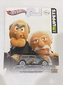 Mattel Hot Wheels Disney The Muppets '34 Ford Sedan Delivery (Waldorf & Statler) - Picture 1 of 3