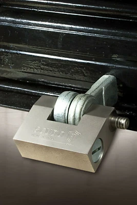 LUCCHETTO KIT DI SICUREZZA PER SERRANDE SERRANDA AVVOLGIBILE SERIE 928 SCUDO - Immagine 1 di 4