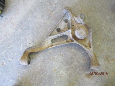 Driver Left Lower Control Arm Front XL-7 Fits 00-06 VITARA 127134 - Imagem 1 de 2