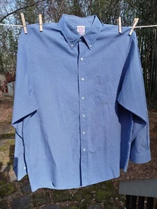 Brooks Brothers Light Blue Button Down Shirt Mens 16.5 - 35 Long Sleeve Cotton - Picture 1 of 9