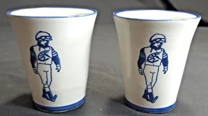 Lotto di 2 - Louisville Stoneware Kentucky Mint Julep Cups - Derby \Jockey - Usato in ottime condizioni - Foto 1 di 4