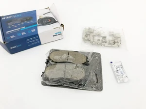 Nuevo juego de pastillas de freno delanteras Detroit Axle P-1737 - Imagen 1 de 4