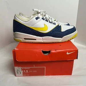 Nike Air Assault Hombres 11.5 Blanco Zest Academy Azul 316421-171 con Caja Original - Imagen 1 de 9