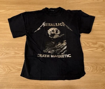 metallica tee shirt - Vintage - Men’s large - Death magnetic - Image 1 of 2