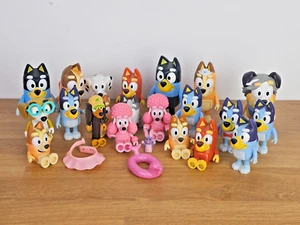 Bluey Toy Figurines bundle with some accessories rare x22 - Picture 1 of 12