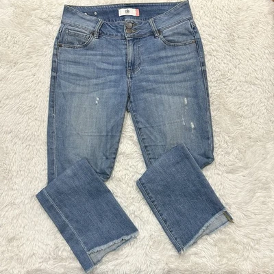 CABI Hi-Low Crop Jeans Women’s Size 4 (31x27) #6070 Stretch Denim Frayed Hem - Image 1 of 4