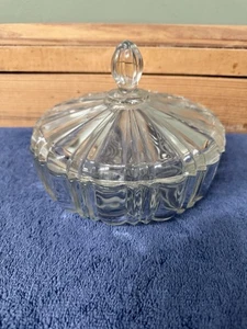 Plato de caramelo vintage Anchor Hocking "Old Café" patrón transparente con tapa MCM - Imagen 1 de 18