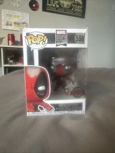 Funko Pop Marvel 80 Years #590 Deadpool Metallic Special Edition - Picture 1 of 3